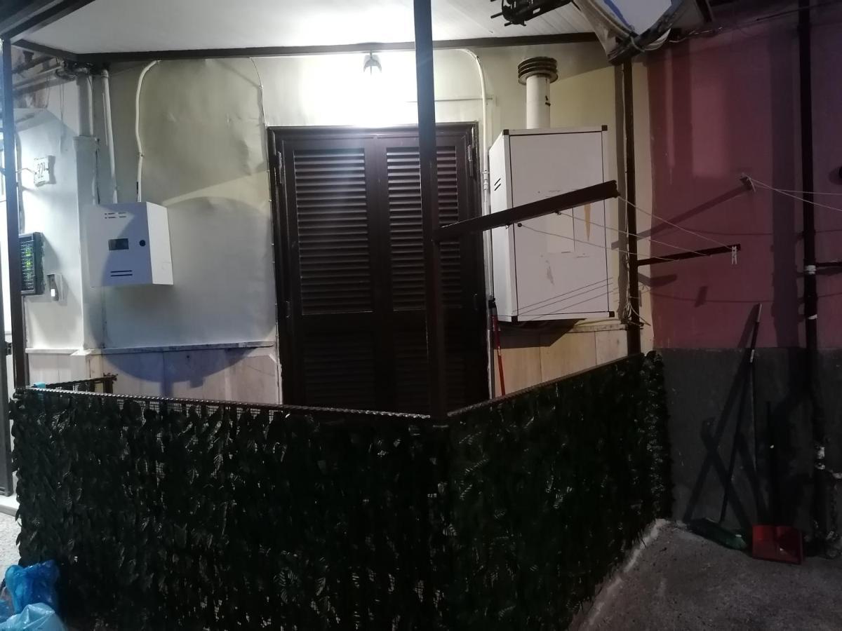Casa Amelia Bed & Breakfast Napoli Bagian luar foto